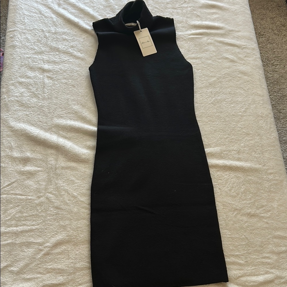 Elegant Black Sleeveless Dress